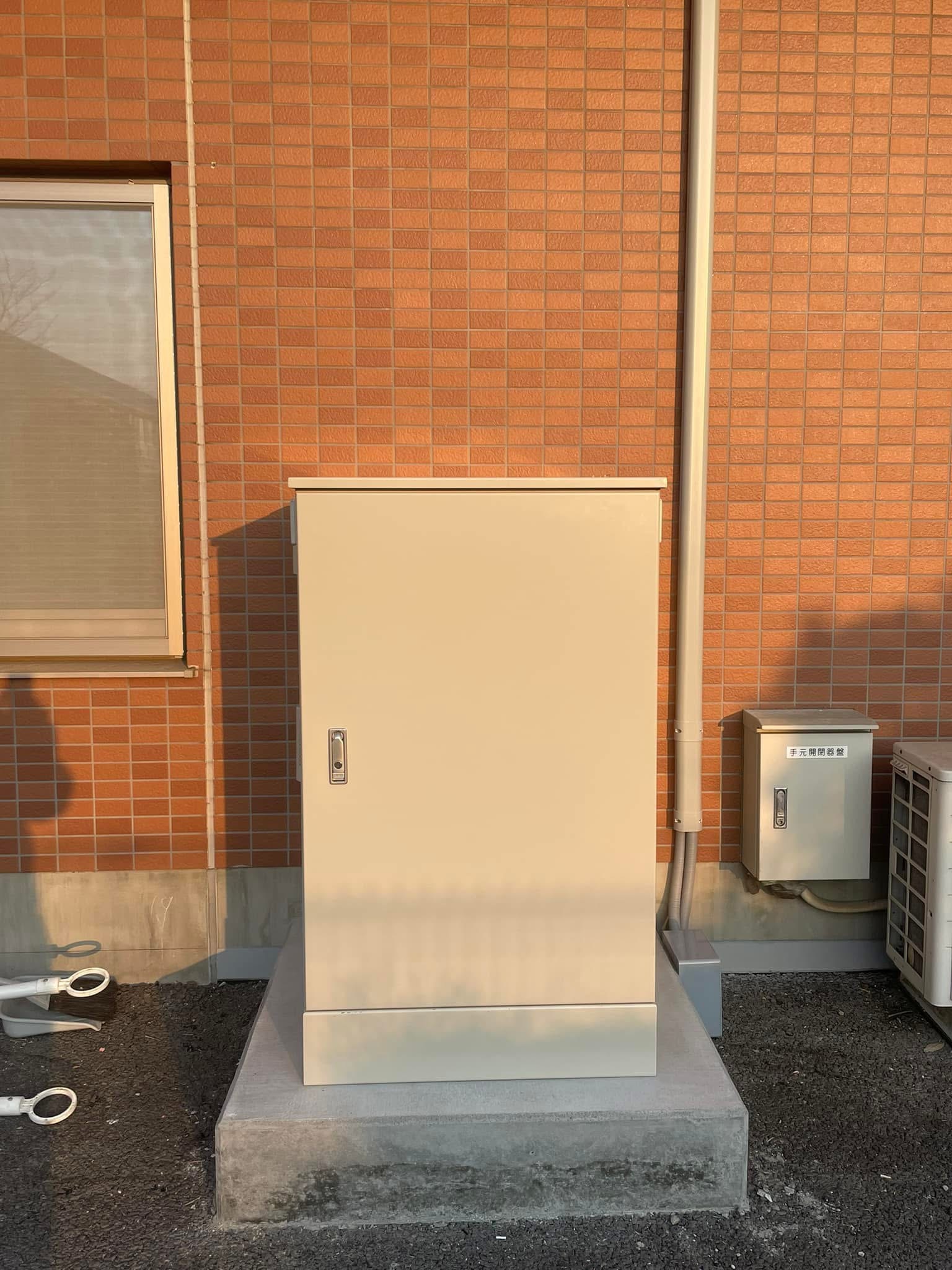 HPPHBB4.0-CVCF屋外設置の外観写真（福祉避難所向け・UPS×CVCF）